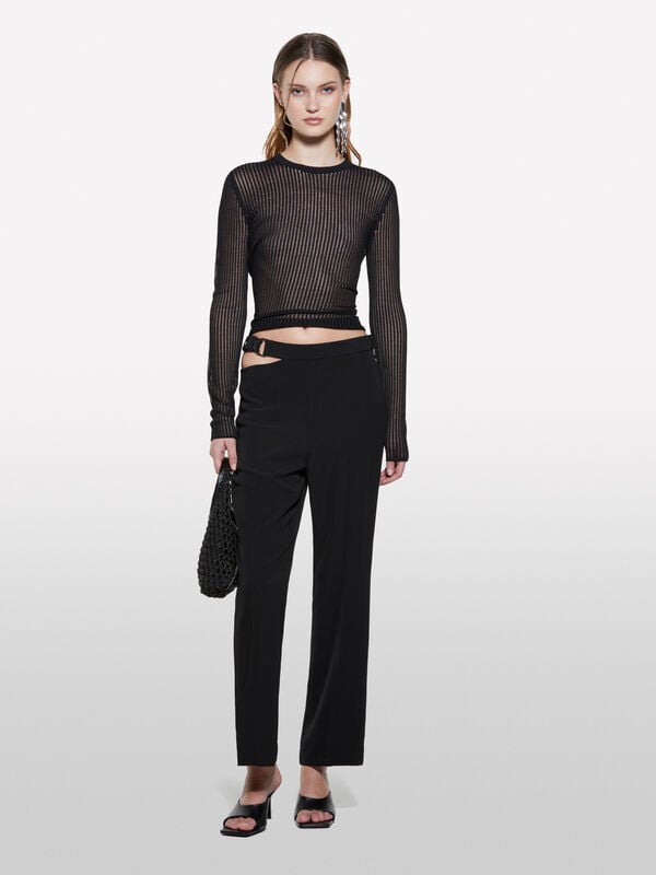 Pantaloni neri con catena - pantaloni slim-fit da donna | Sisley